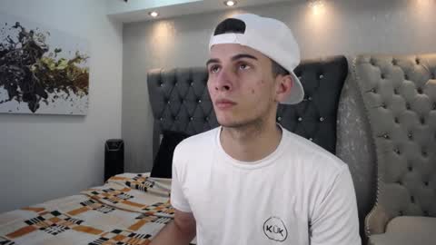 williseo online show from March 3, 7:17 pm