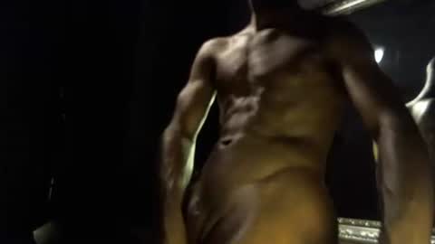 Snapshot of mrbigdiq chatting on February 23, 10:28 am MrBigDiQ1 online show from February 23, 10:28 am