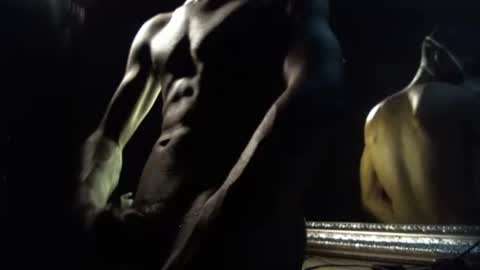 Snapshot of mrbigdiq chatting on January 31, 12:39 am MrBigDiQ1 online show from January 31, 12:39 am