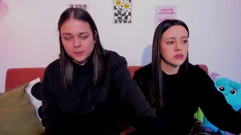 Laura online show from June 24, 8:38 pm