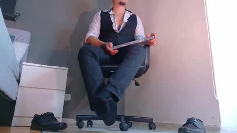 Mr Fox online show from November 22, 7:56 pm