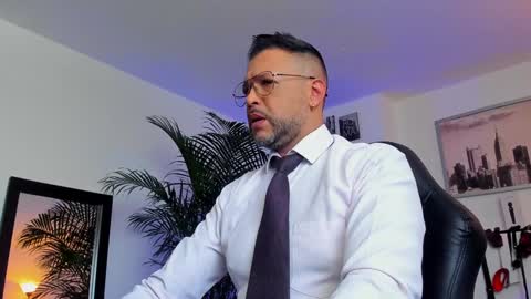 MrFrank. online show from January 19, 1:44 pm