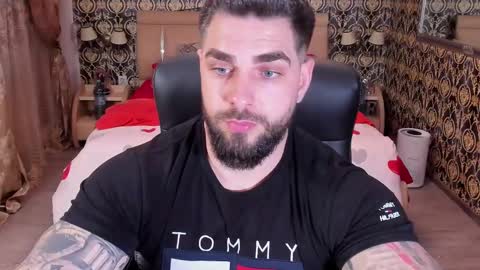 mrkarlhot99 online show from March 11, 7:36 pm