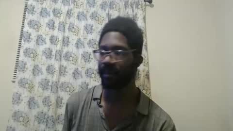 Snapshot of mrlonely1995 chatting on February 10, 4:30 am  or Terrance Sometimes Lil Tease online show from February 10, 4:30 am