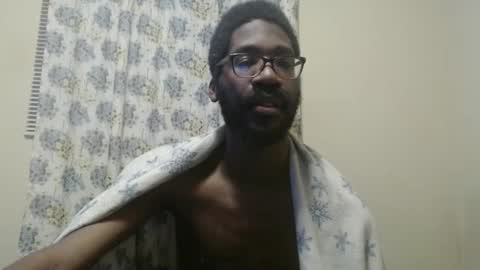 Snapshot of mrlonely1995 chatting on January 13, 2:28 am  or Terrance Sometimes Lil Tease online show from January 13, 2:28 am
