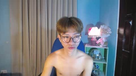 MARK  online show from December 6, 10:11 am