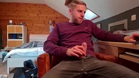 mrnobody6209 online show from April 23, 5:58 pm