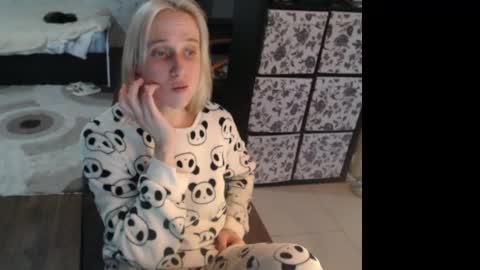 Sasha online show from April 23, 3:57 pm