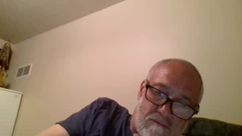 mrtease5 online show from April 29, 4:39 am