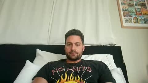 mrthickly818 online show from March 9, 1:49 pm