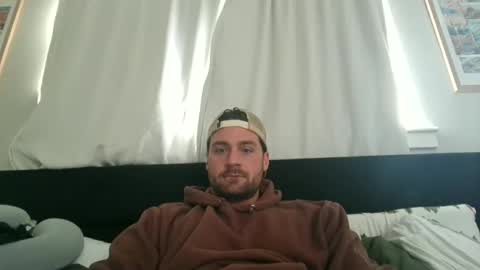 mrthickly818 online show from February 11, 2:43 pm