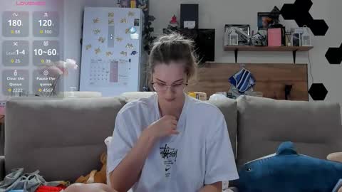 Ms ForYOU online show from December 1, 4:32 am