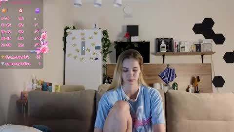 Ms ForYOU online show from March 2, 1:37 am