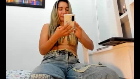 ms_lunarose online show from March 15, 2:49 am