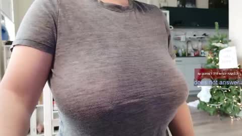 R o r i  SnapChat heyroriv2 wednesday - sunday Noon oclock mountain - 5pm mountain online show from November 20, 7:44 pm