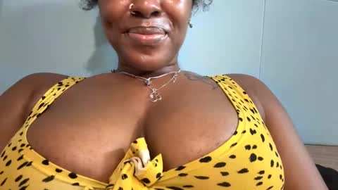 Ms. LOYALTY  online show from September 22, 5:55 am