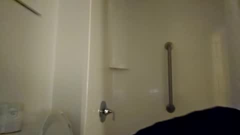 msmechocolate online show from December 5, 12:14 am