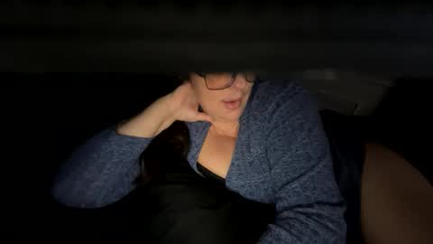 msmomy69 online show from February 27, 3:32 am