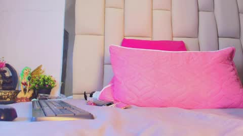 FERNANDA 3 online show from April 1, 3:07 am