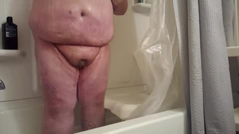 Snapshot of mtrcyclerydr chatting on December 18, 2:42 am B-Lo Average Guy online show from December 18, 2:42 am