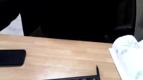 mtwpaul online show from November 10, 9:01 am