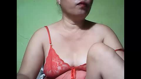 muffy_bunny online show from May 26, 8:37 pm