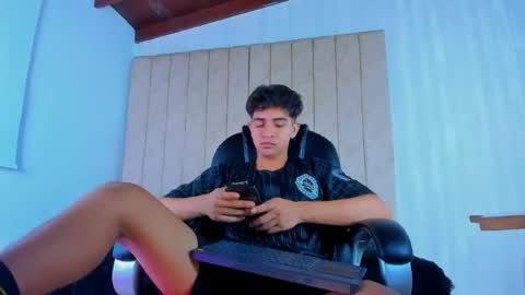 muichiro tokito1 online show from March 7, 4:12 am