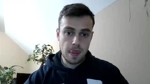 mulerkeeee online show from April 22, 6:15 pm