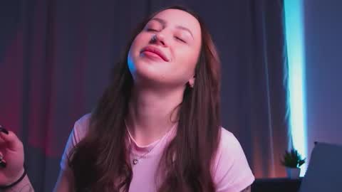 Kira online show from October 3, 4:43 am