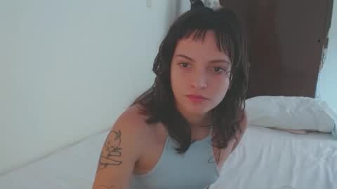   online show from November 6, 4:21 pm