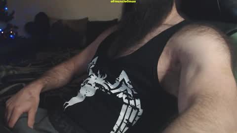 ofmuscle0max online show from January 5, 10:35 pm