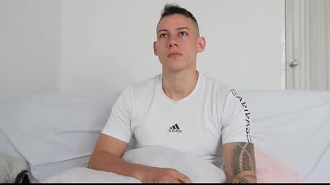 muscle_king_cum online show from February 4, 2:21 pm