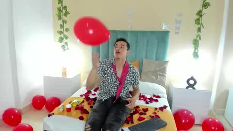 muscle scott online show from September 20, 12:30 pm