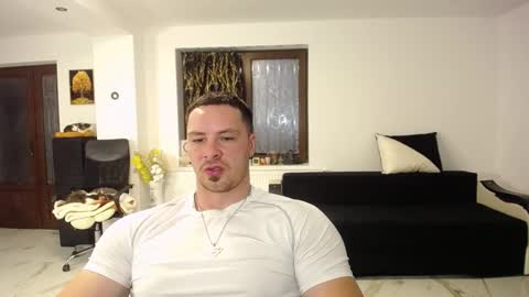 AJ online show from February 27, 7:39 pm