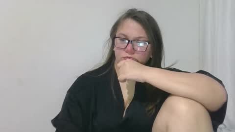 musechic_wild online show from February 8, 10:46 pm