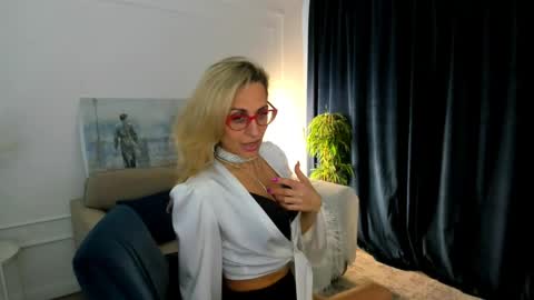 Diana online show from April 23, 12:29 pm