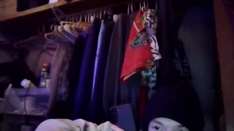 music199033 online show from December 3, 4:24 am