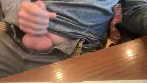 Mustino7 online show from April 28, 5:28 pm