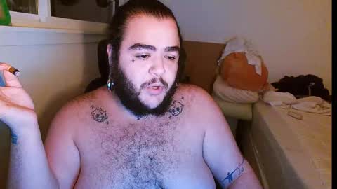 muttcunt online show from December 19, 9:05 am