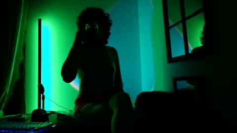 Mx. Anouk Divine online show from October 14, 4:59 am