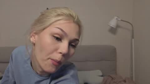 April online show from March 5, 8:07 pm