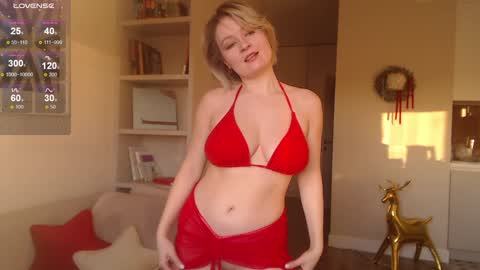 Snapshot of my_hannah chatting on January 18, 12:57 pm Hannah  welcome  online show from January 18, 12:57 pm