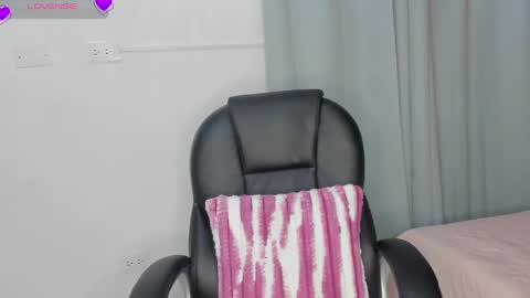 Snapshot of my_lia_ chatting on October 16, 11:58 pm LIA online show from October 16, 11:58 pm