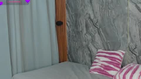 Snapshot of my_lia_ chatting on October 10, 12:38 am LIA online show from October 10, 12:38 am