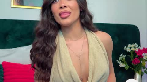 MyaMuuse online show from May 22, 3:52 pm