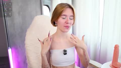 Lana online show from March 27, 7:36 am