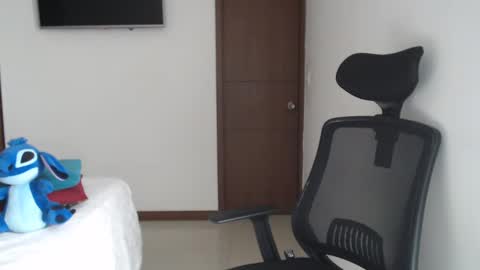 Snapshot of myc_sw_couple chatting on September 20, 4:21 pm mary and charlie online show from September 20, 4:21 pm