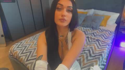 Hecate online show from October 16, 6:35 am