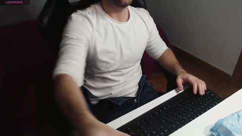 Juan  OF  myhairymacho online show from March 9, 1:35 am