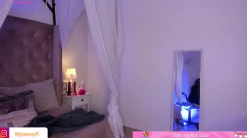 Myla  online show from October 30, 11:55 am